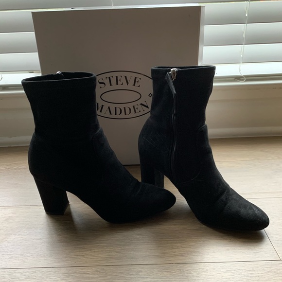 Black Suede Booties Boots Steve Madden - Picture 2 of 6